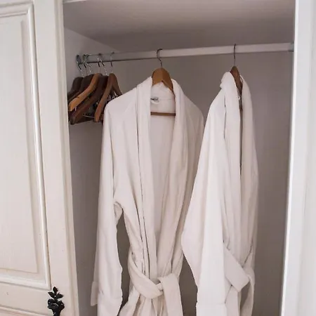 Bed & Breakfast Le Bas Chitray 4*