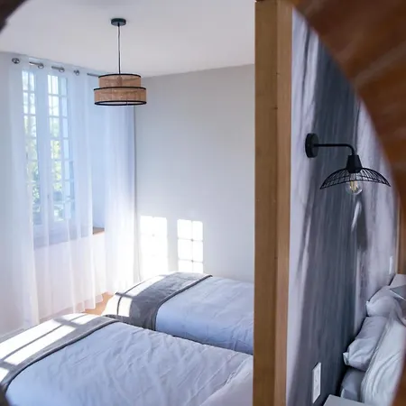 Le Bas Chitray Bed & Breakfast