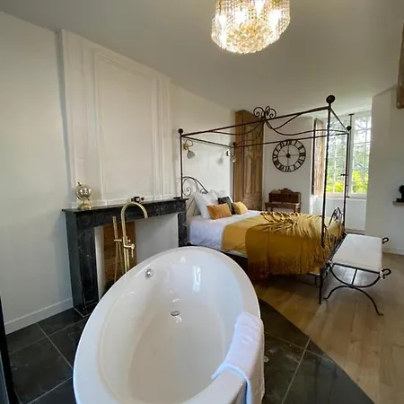 Le Bas Chitray Nocleg ze śniadaniem 4*