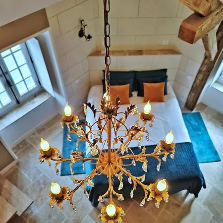 Nocleg ze śniadaniem Le Bas Chitray 4*