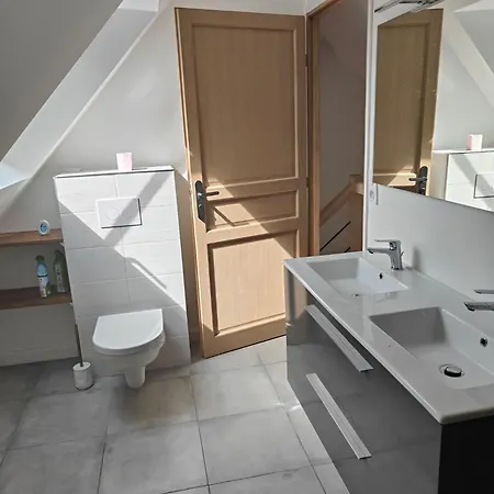 Le Bas Chitray Nocleg ze śniadaniem