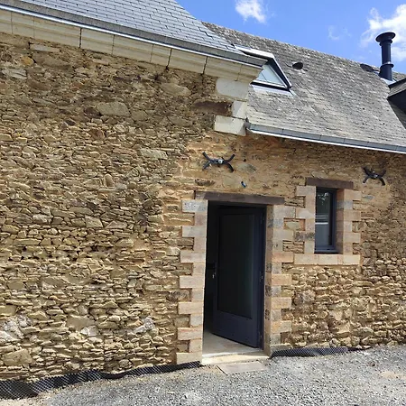 Le Bas Chitray Bed & Breakfast Ménil