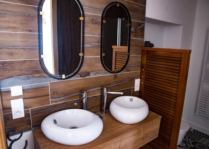 Bed & Breakfast Le Bas Chitray 4*