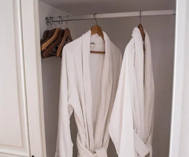 Couette-café Le Bas Chitray 4*