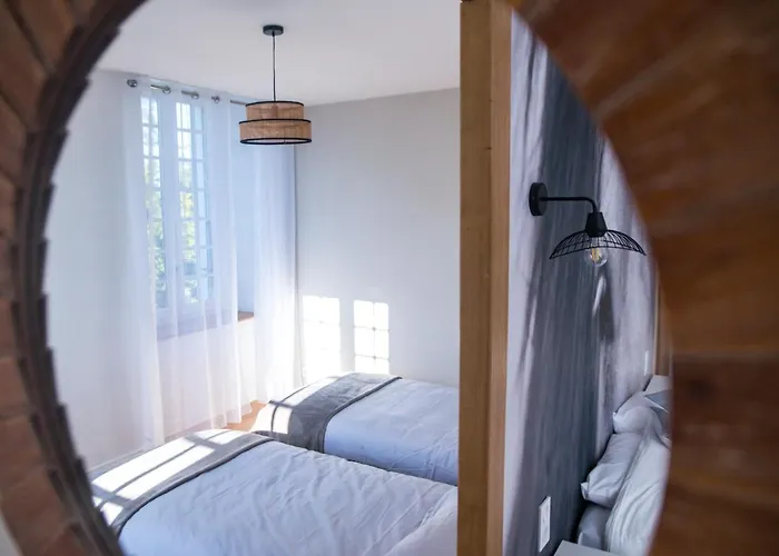 Le Bas Chitray Bed & Breakfast