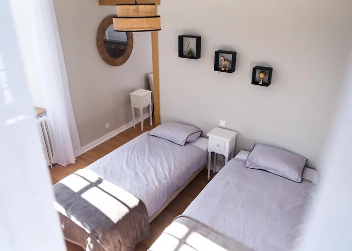 Le Bas Chitray Bed & Breakfast Menil