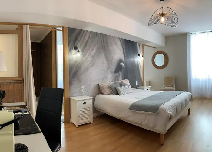 Le Bas Chitray Ménil